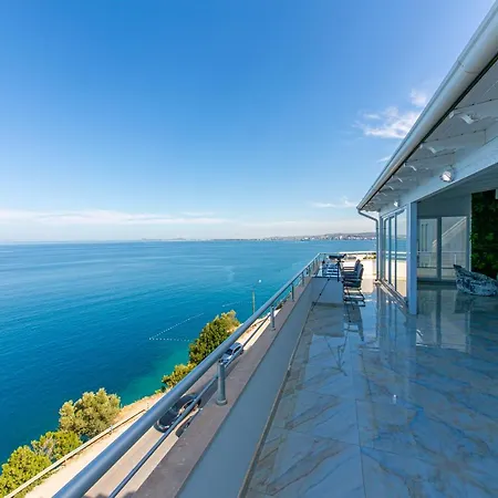 Apartmán Seaview Luxury Penthouse Kalaja *