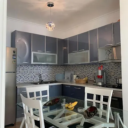 Seaview Luxury Penthouse Kalaja Apartment *