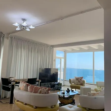 Seaview Luxury Penthouse Kalaja *
